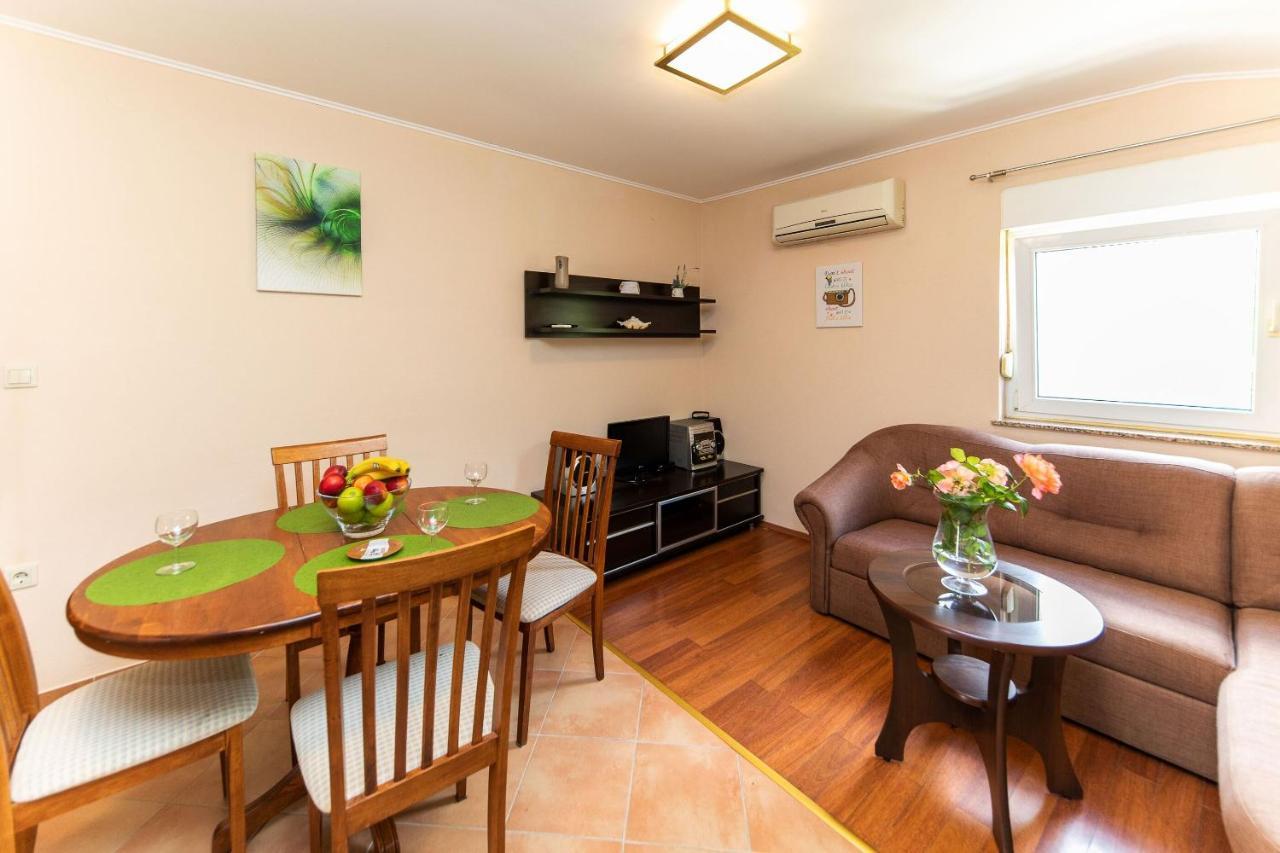 קריקווניצה Apartments Artan מראה חיצוני תמונה