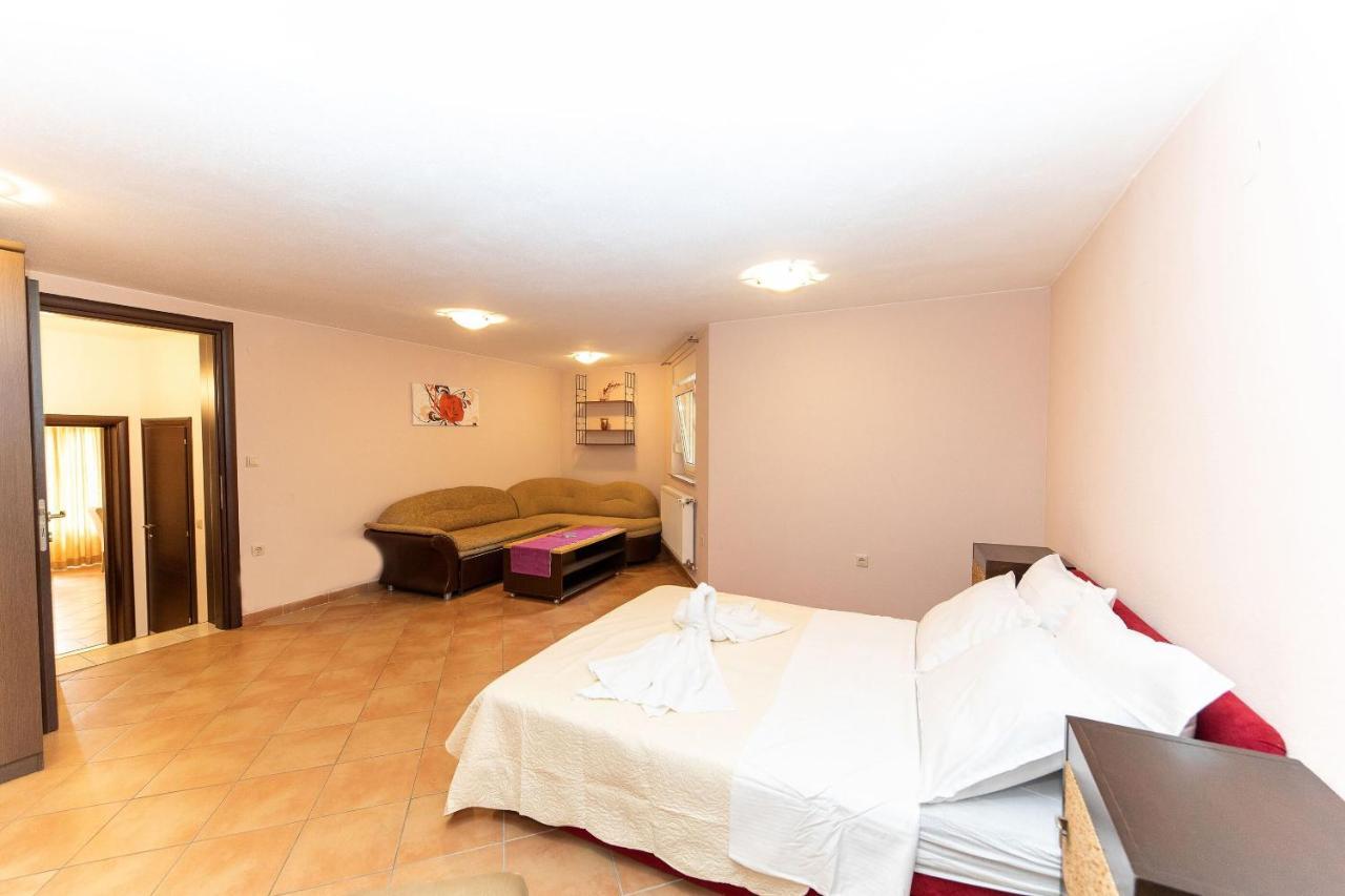 קריקווניצה Apartments Artan מראה חיצוני תמונה