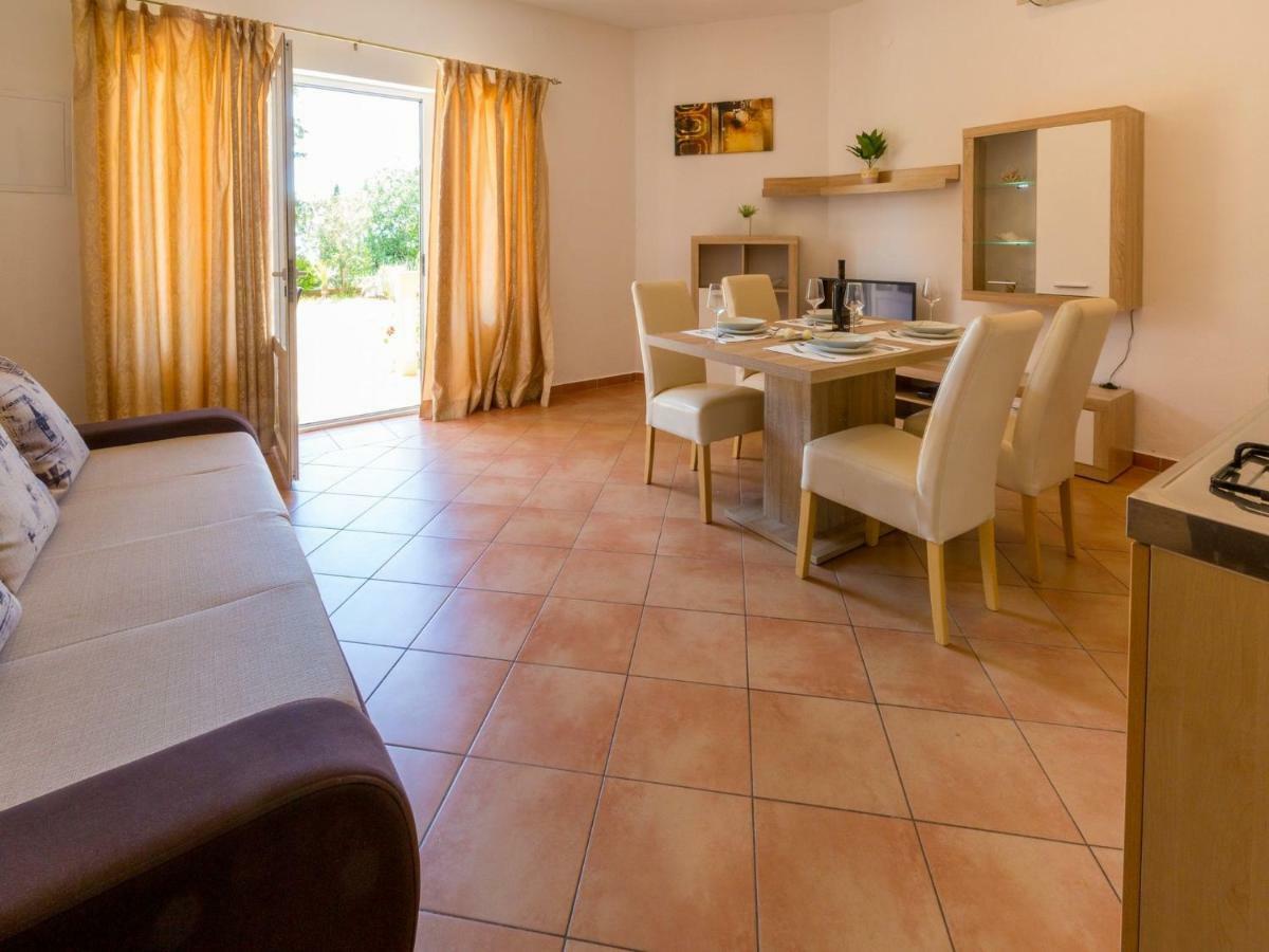 קריקווניצה Apartments Artan מראה חיצוני תמונה